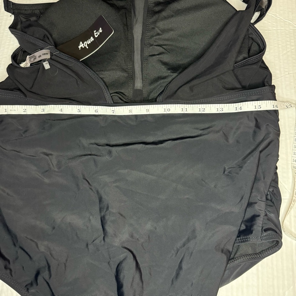 One piece halter swimsuit size 16w - Picture 8 of 10